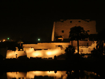 Foto Karnak Tempel bei Nacht