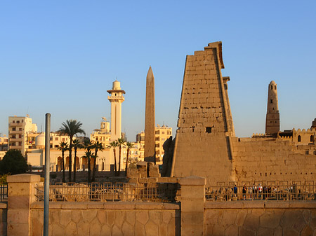 Luxor Tempel bei Sonnenuntergang Foto 