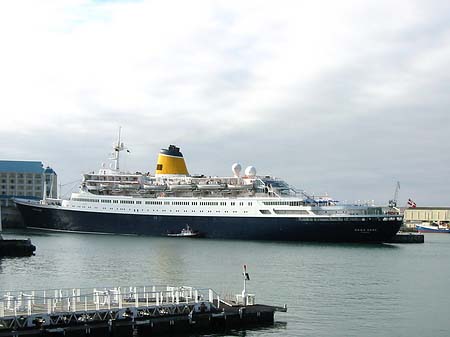 Fotos Schiffe an der Waterfront | 